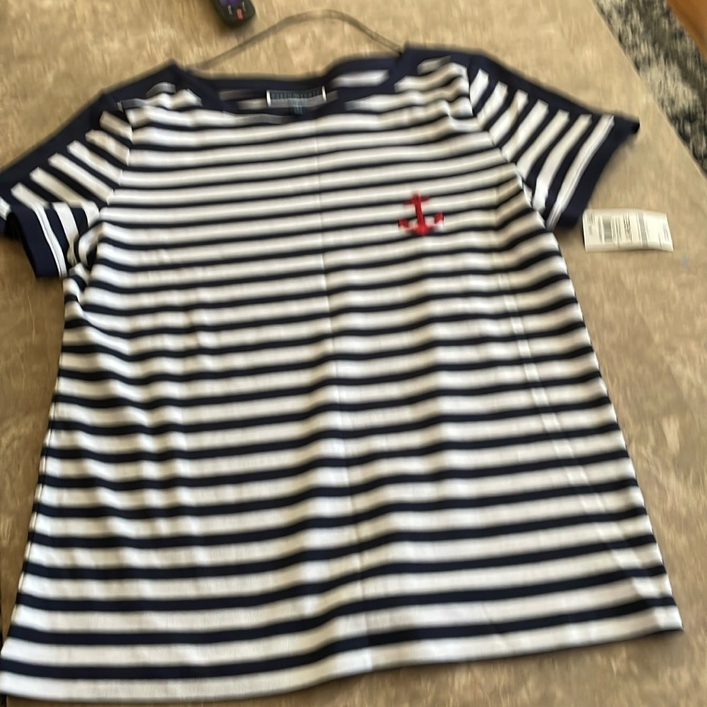 - - Woman’s Karen Scott top